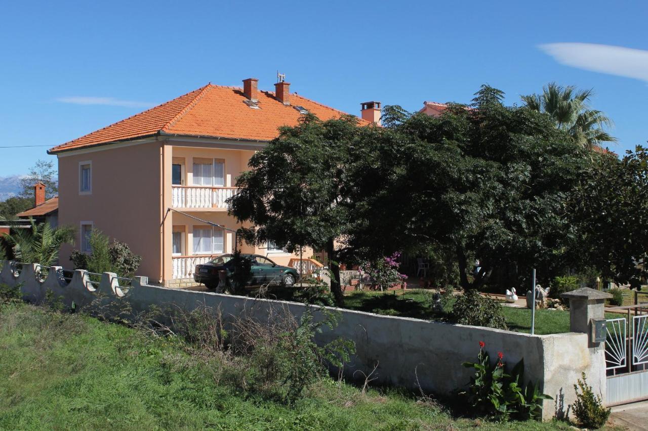 Apartments For Families With Children Privlaka, Zadar - 5747 エクステリア 写真