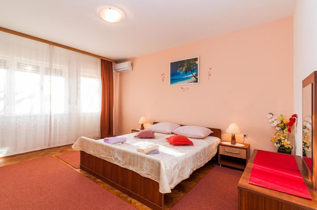 Apartments For Families With Children Privlaka, Zadar - 5747 エクステリア 写真