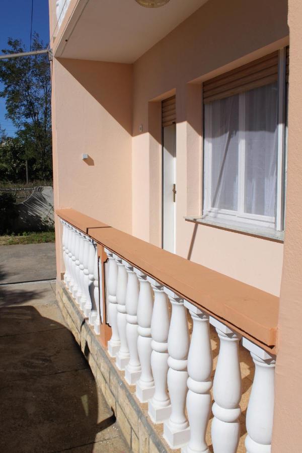 Apartments For Families With Children Privlaka, Zadar - 5747 エクステリア 写真